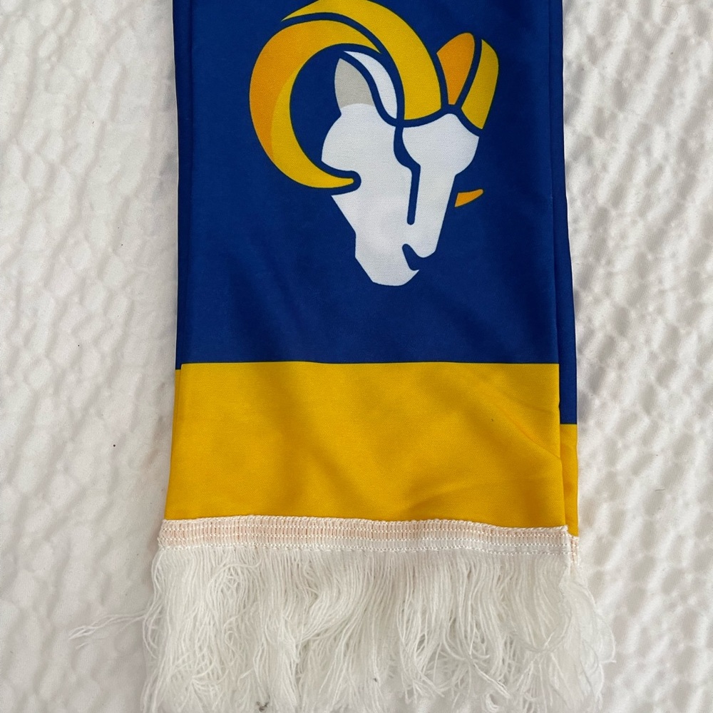 LA Rams/Sofi Stadium Scarf - Picture 6 of 6